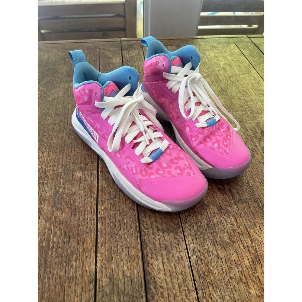 Moolah Kicks Women's Triple Double basketball shoes US 9 Pink Leopard